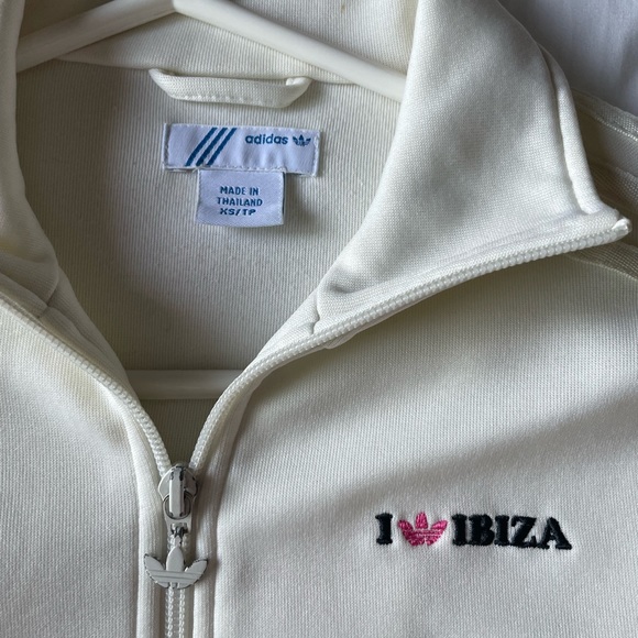 Adidas jacket XS - Picture 3 of 5